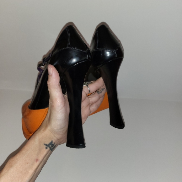 SOLD  PRADA RUNWAY 2012 Orange leather & Rubber Mary Jane Heels  FINAL PRICE 🧡 - Picture 14 of 16